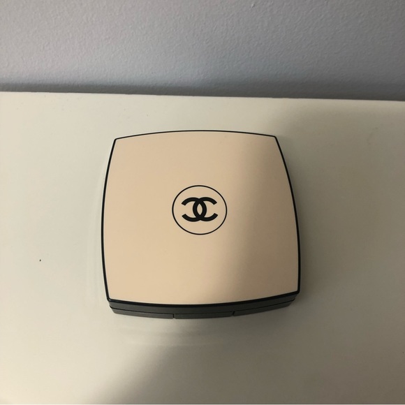 CHANEL LES BEIGES HEALTHY GLOW POWDER - Picture 3 of 5